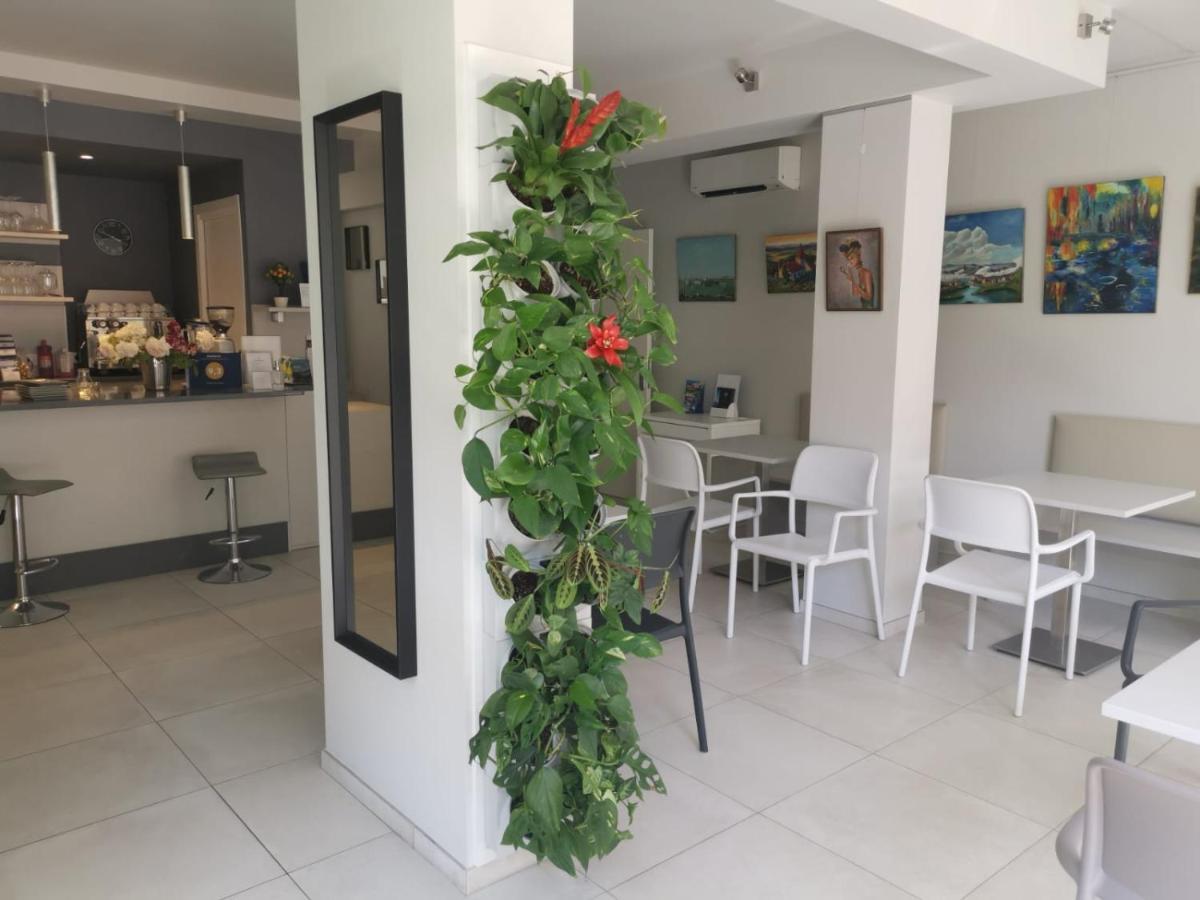 Hotel Villa Miki 보르디게라 외부 사진